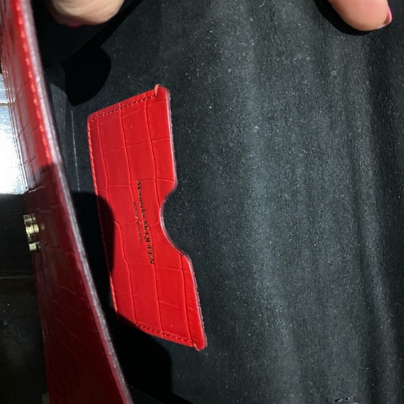 Alexander Mcqueen Red Small Skull Bag - Picture 2 of 2